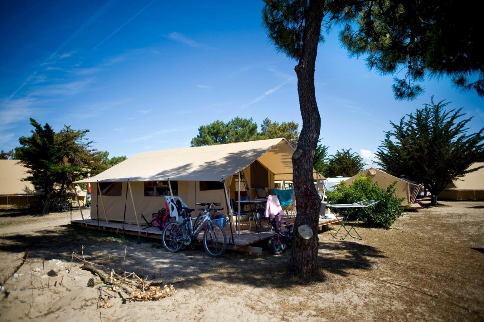 Huttopia Noirmoutier Exterior photo